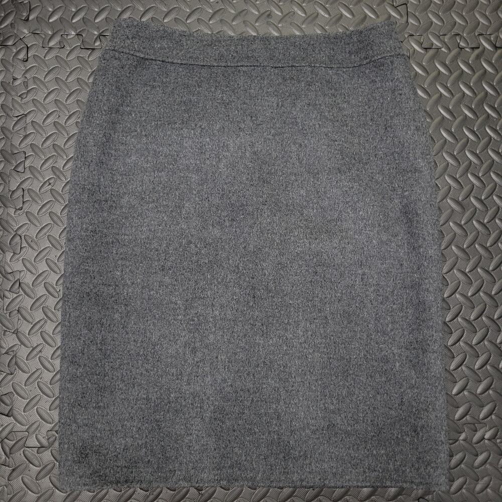 Talbots Gray Wool Pencil Skirt Size 10 Career Office Business Capsule Old Money